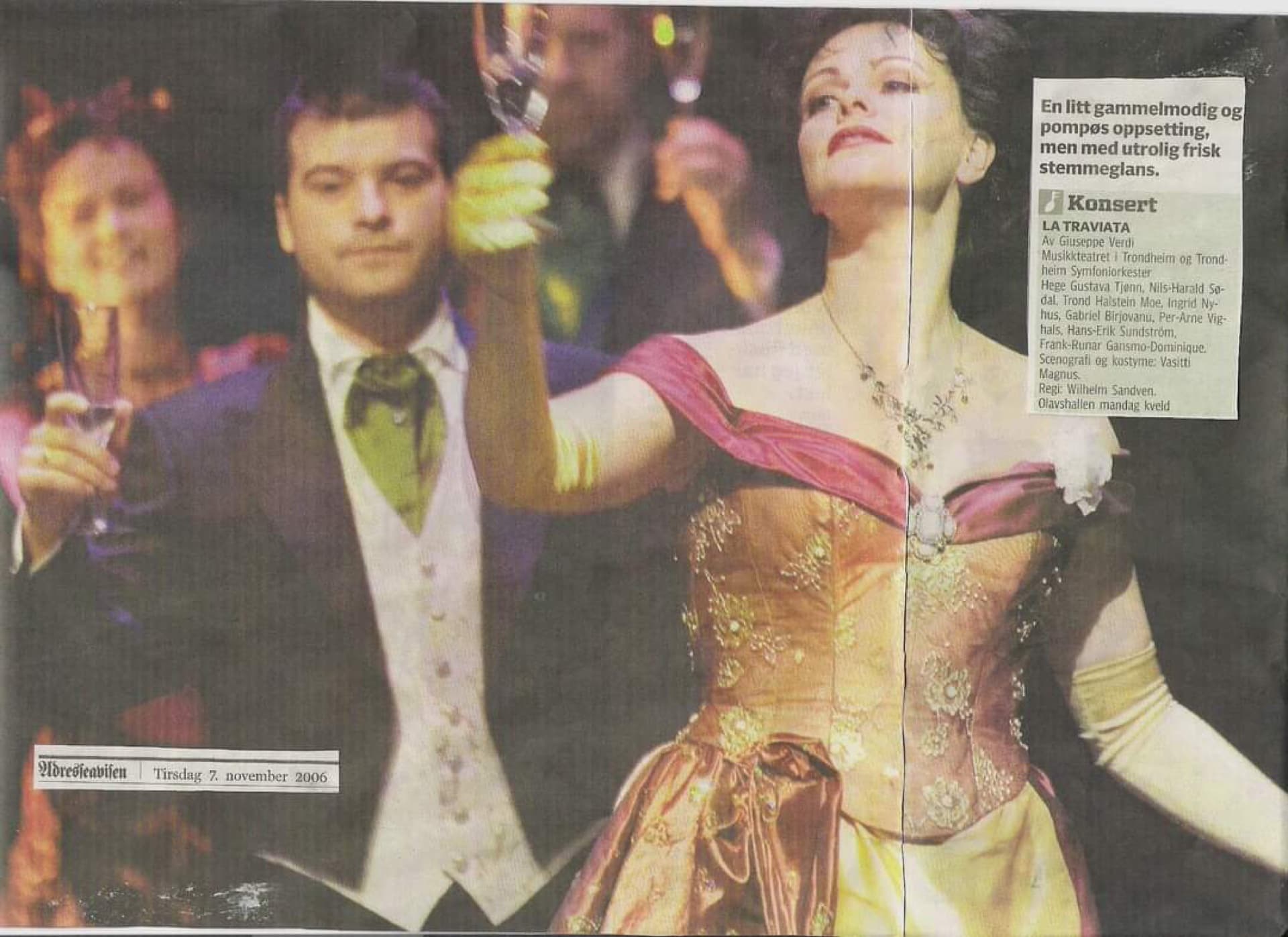 Tenor Gabriel Birjovanu in a classical opera costume